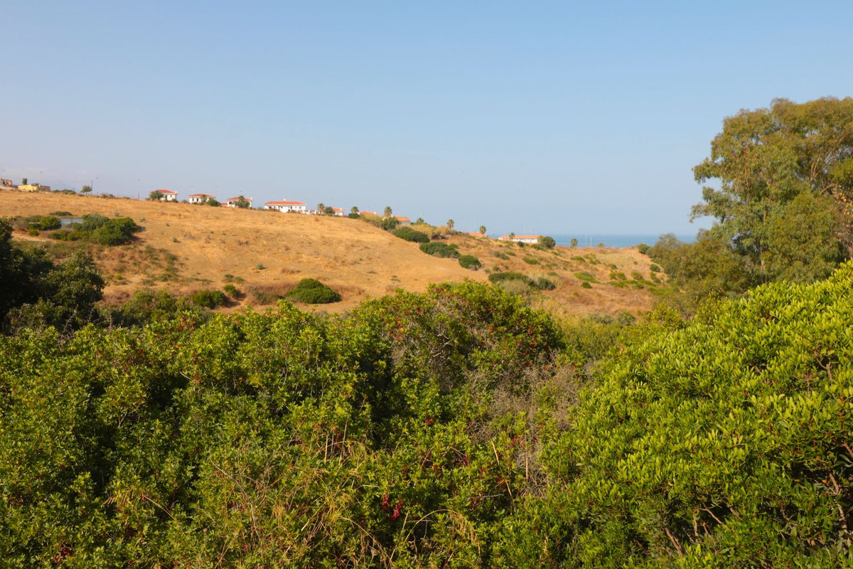 Se vende Terreno con Ruina  en Costa Del Sol, Málaga, España