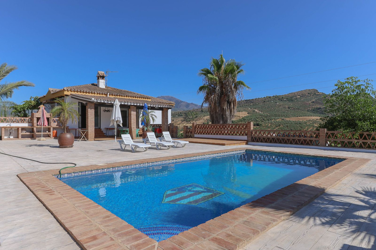 Se vende Villa - Chalet de 3 dormitorios en Costa Del Sol, Málaga, España