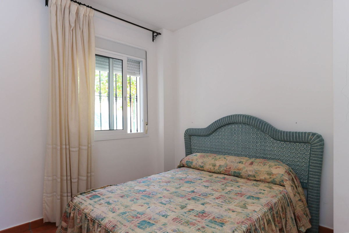 Se vende Villa - Chalet de 3 dormitorios en Costa Del Sol, Málaga, España