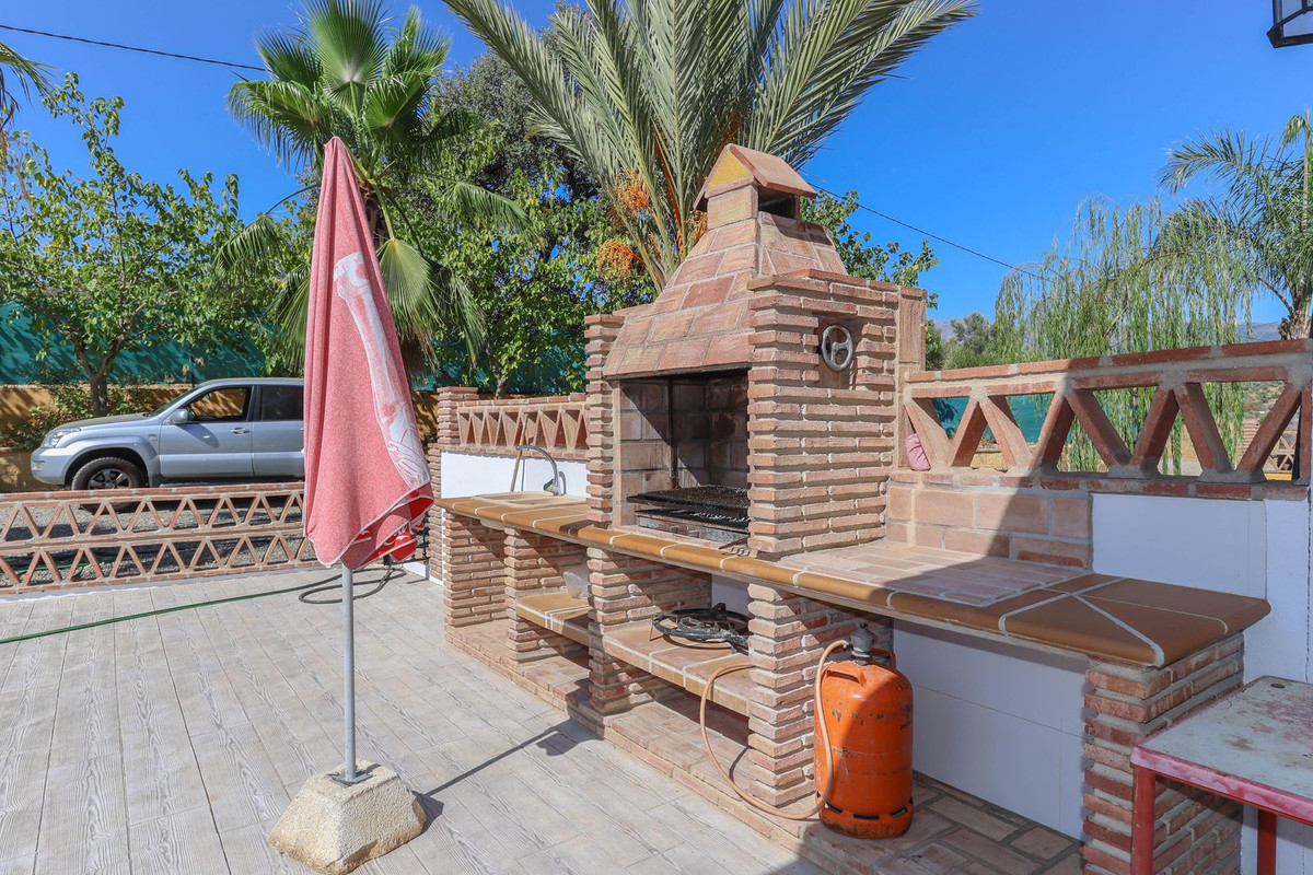 Se vende Villa - Chalet de 3 dormitorios en Costa Del Sol, Málaga, España