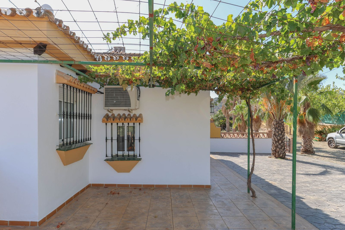 Se vende Villa - Chalet de 3 dormitorios en Costa Del Sol, Málaga, España