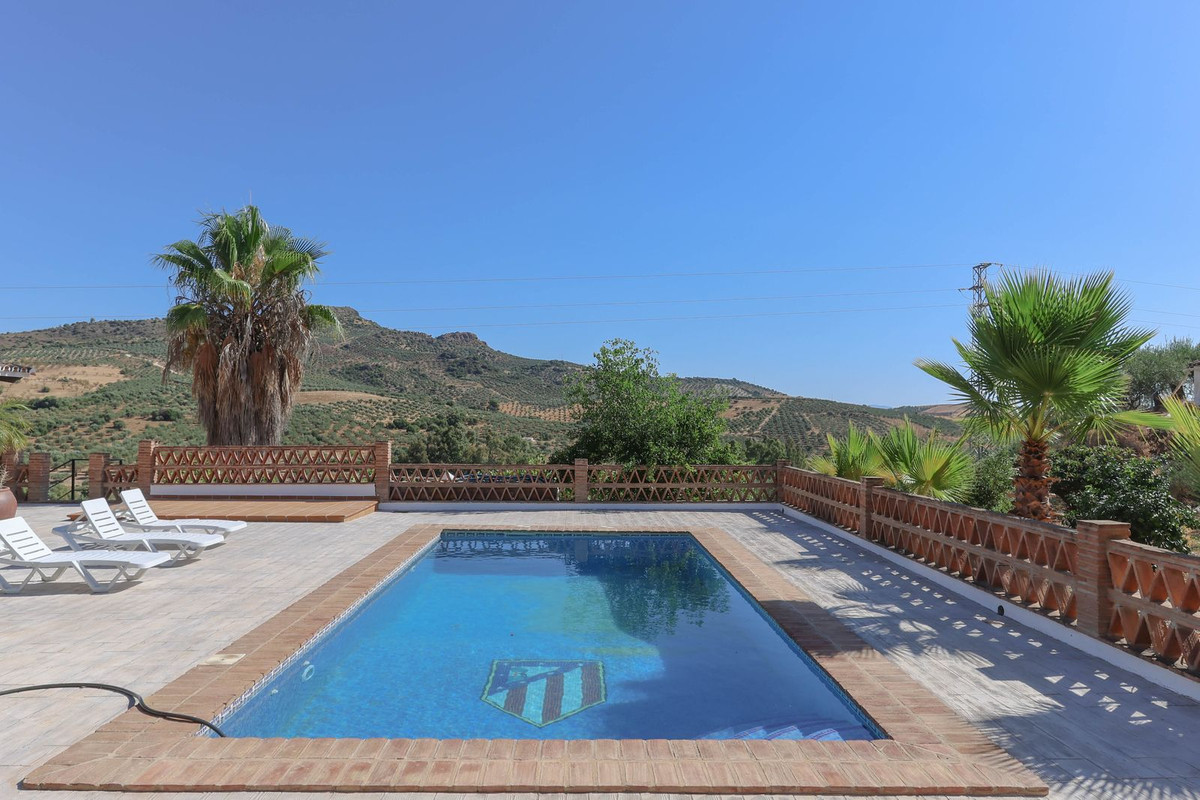 Se vende Villa - Chalet de 3 dormitorios en Costa Del Sol, Málaga, España