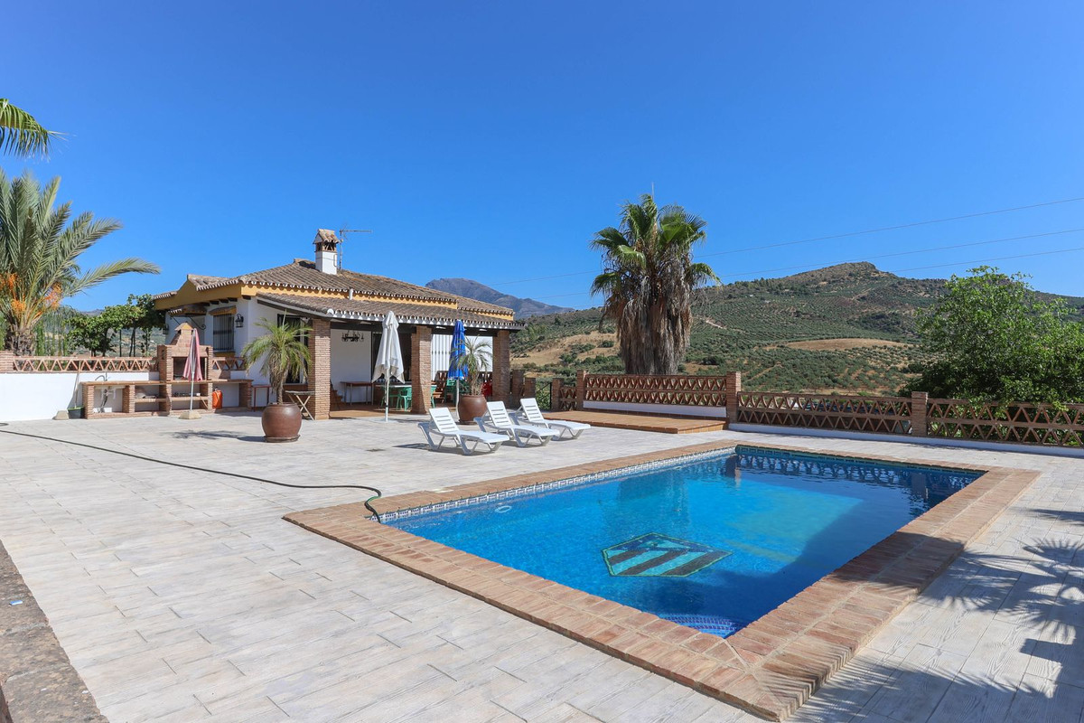 Se vende Villa - Chalet de 3 dormitorios en Costa Del Sol, Málaga, España