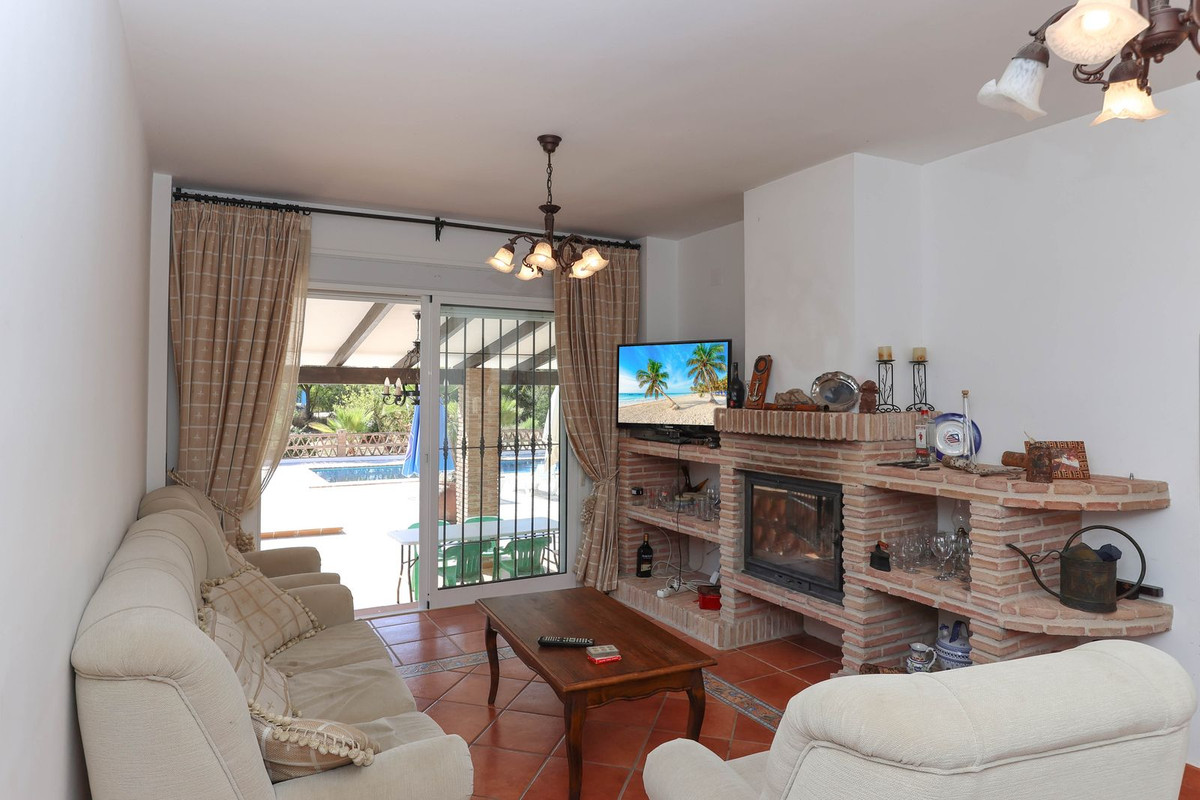 Se vende Villa - Chalet de 3 dormitorios en Costa Del Sol, Málaga, España