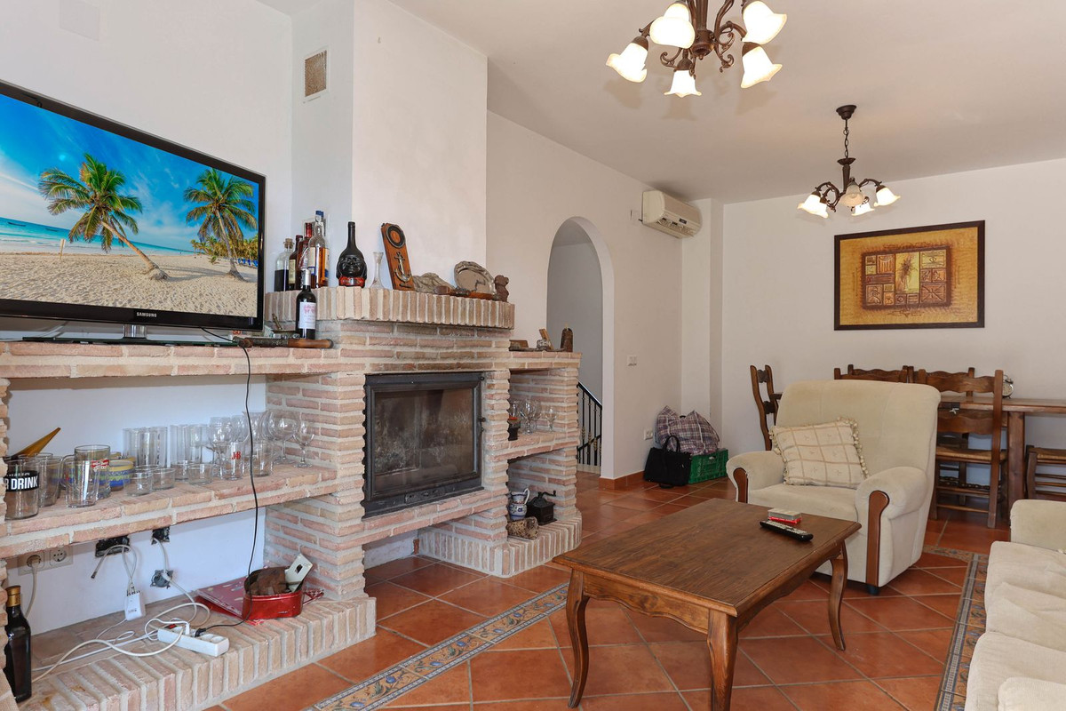 Se vende Villa - Chalet de 3 dormitorios en Costa Del Sol, Málaga, España