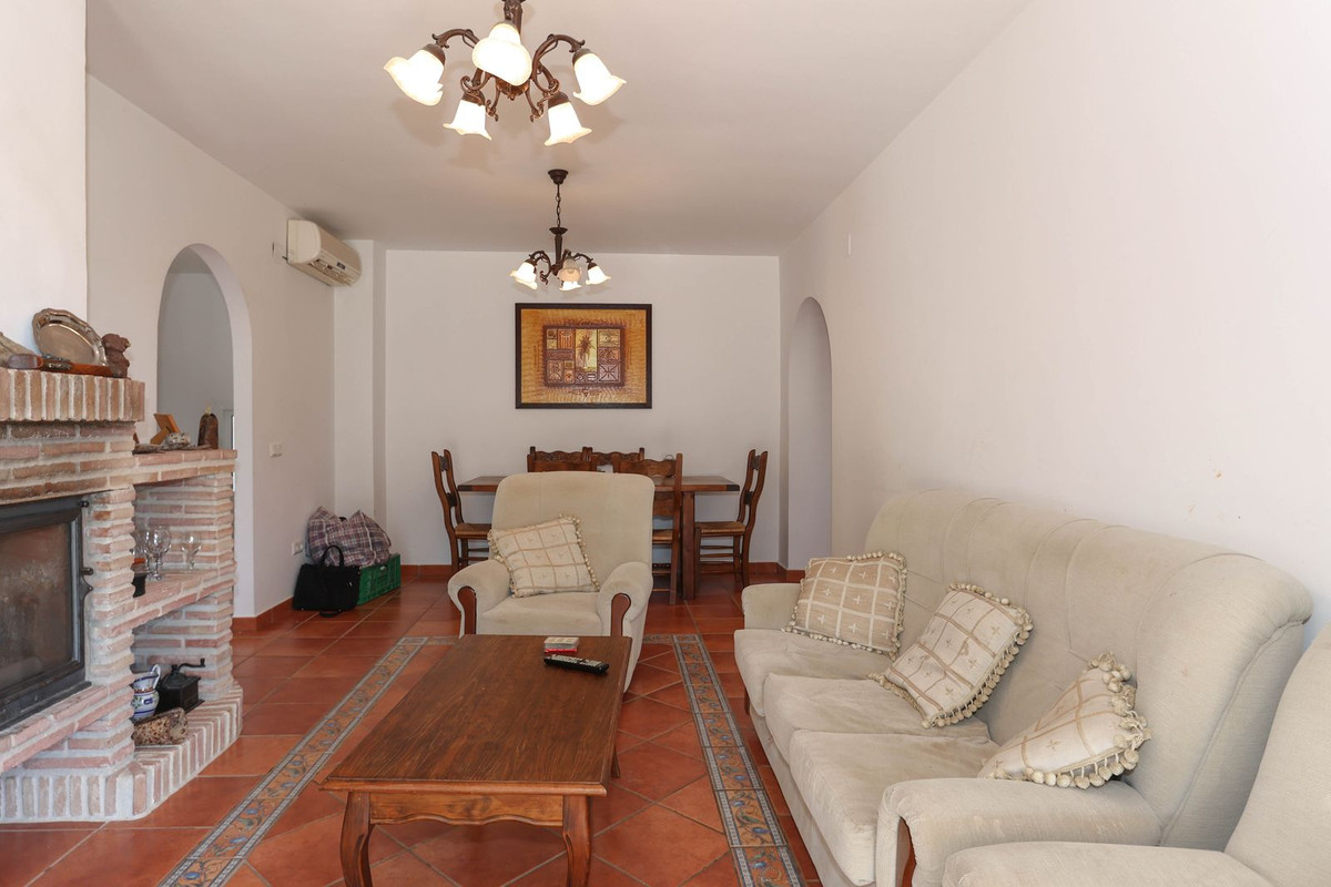 Se vende Villa - Chalet de 3 dormitorios en Costa Del Sol, Málaga, España