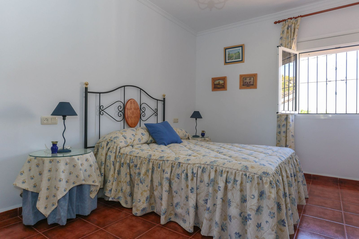 Se vende Villa - Chalet de 3 dormitorios en Costa Del Sol, Málaga, España