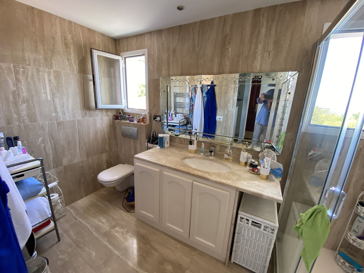 Se vende Villa - Chalet de 5 dormitorios en Costa Del Sol, Málaga, España