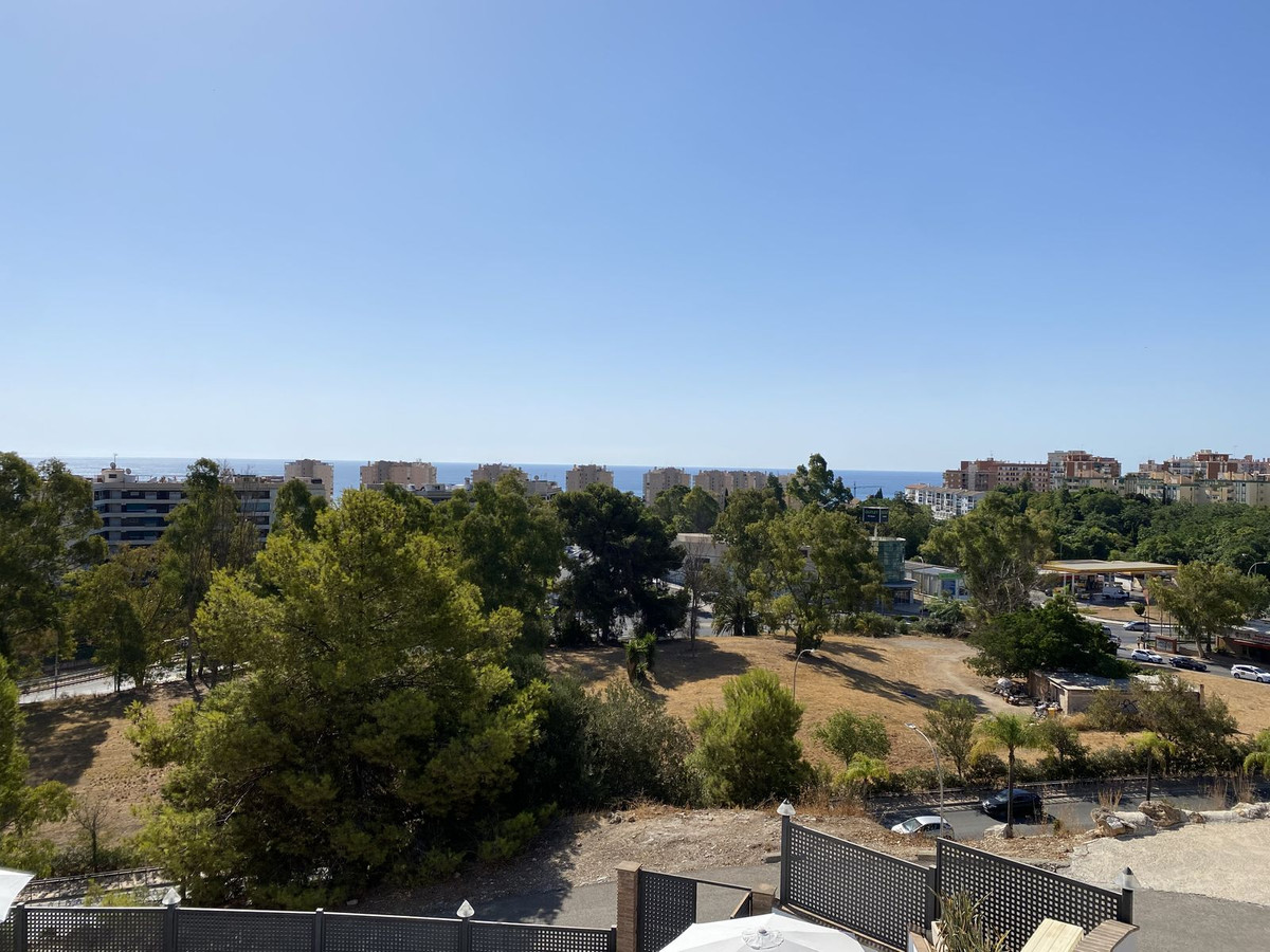 Se vende Villa - Chalet de 5 dormitorios en Costa Del Sol, Málaga, España