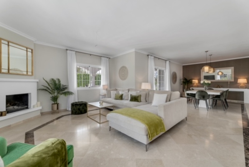 Se vende Villa - Chalet de 5 dormitorios en Costa Del Sol, Málaga, España