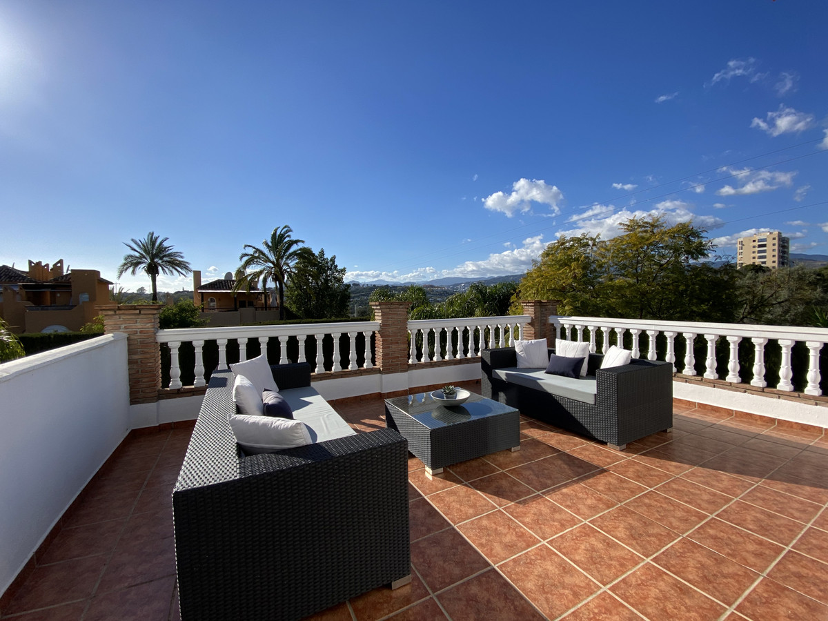 Se vende Villa - Chalet de 5 dormitorios en Costa Del Sol, Málaga, España