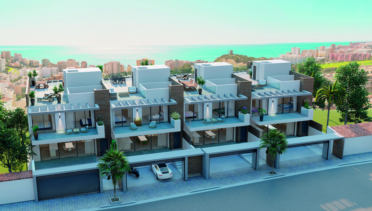 3 Bed Townhouse for sale in Torreblanca Costa Del Sol, Málaga, Spain