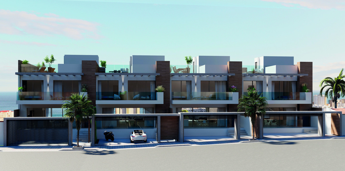 3 Bed Townhouse for sale in Torreblanca Costa Del Sol, Málaga, Spain