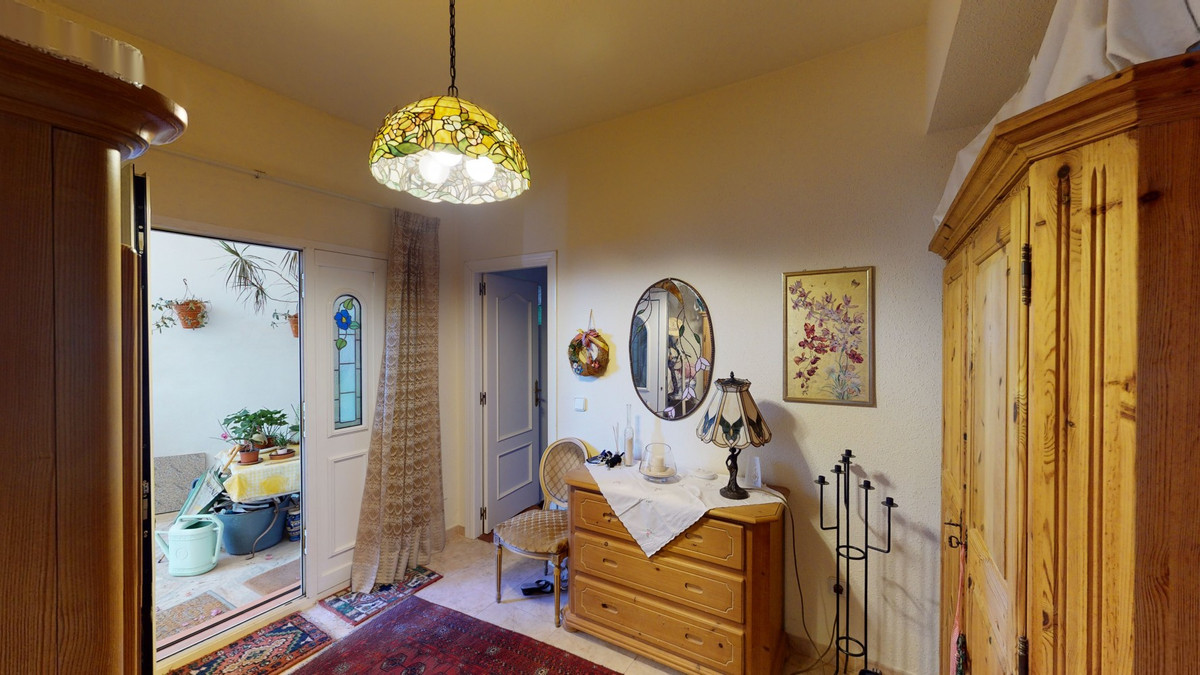 Se vende Villa - Chalet de 3 dormitorios en Costa Del Sol East, Málaga, España