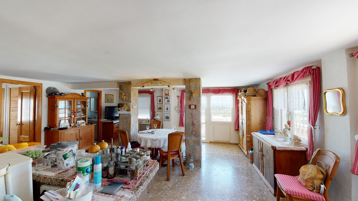 Se vende Villa - Chalet de 3 dormitorios en Costa Del Sol East, Málaga, España