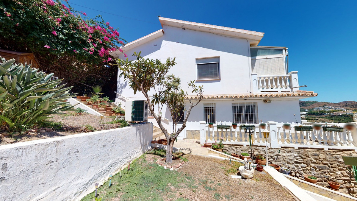Se vende Villa - Chalet de 3 dormitorios en Costa Del Sol East, Málaga, España