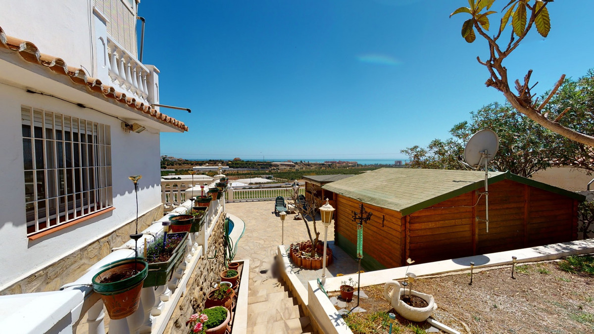 Se vende Villa - Chalet de 3 dormitorios en Costa Del Sol East, Málaga, España