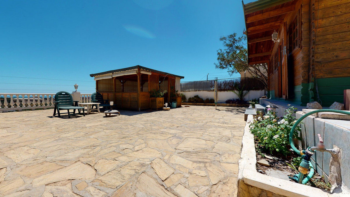 Se vende Villa - Chalet de 3 dormitorios en Costa Del Sol East, Málaga, España