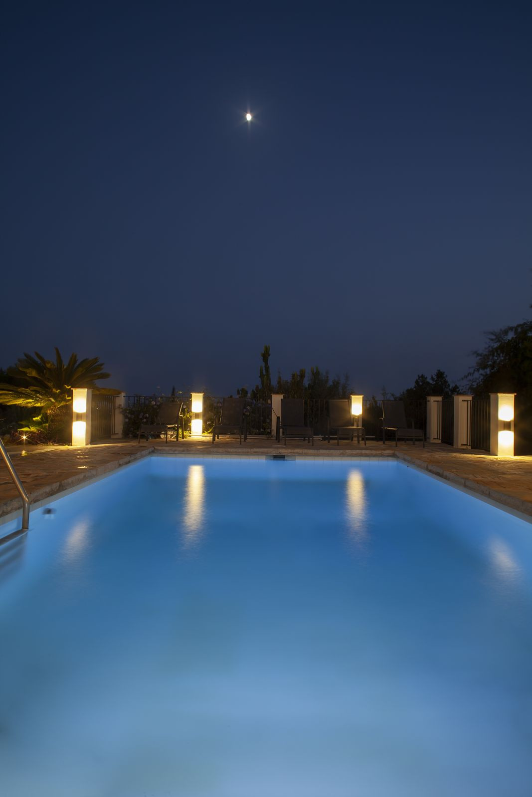 4 Bed Townhouse for sale in Sierrezuela Costa Del Sol, Málaga, Spain