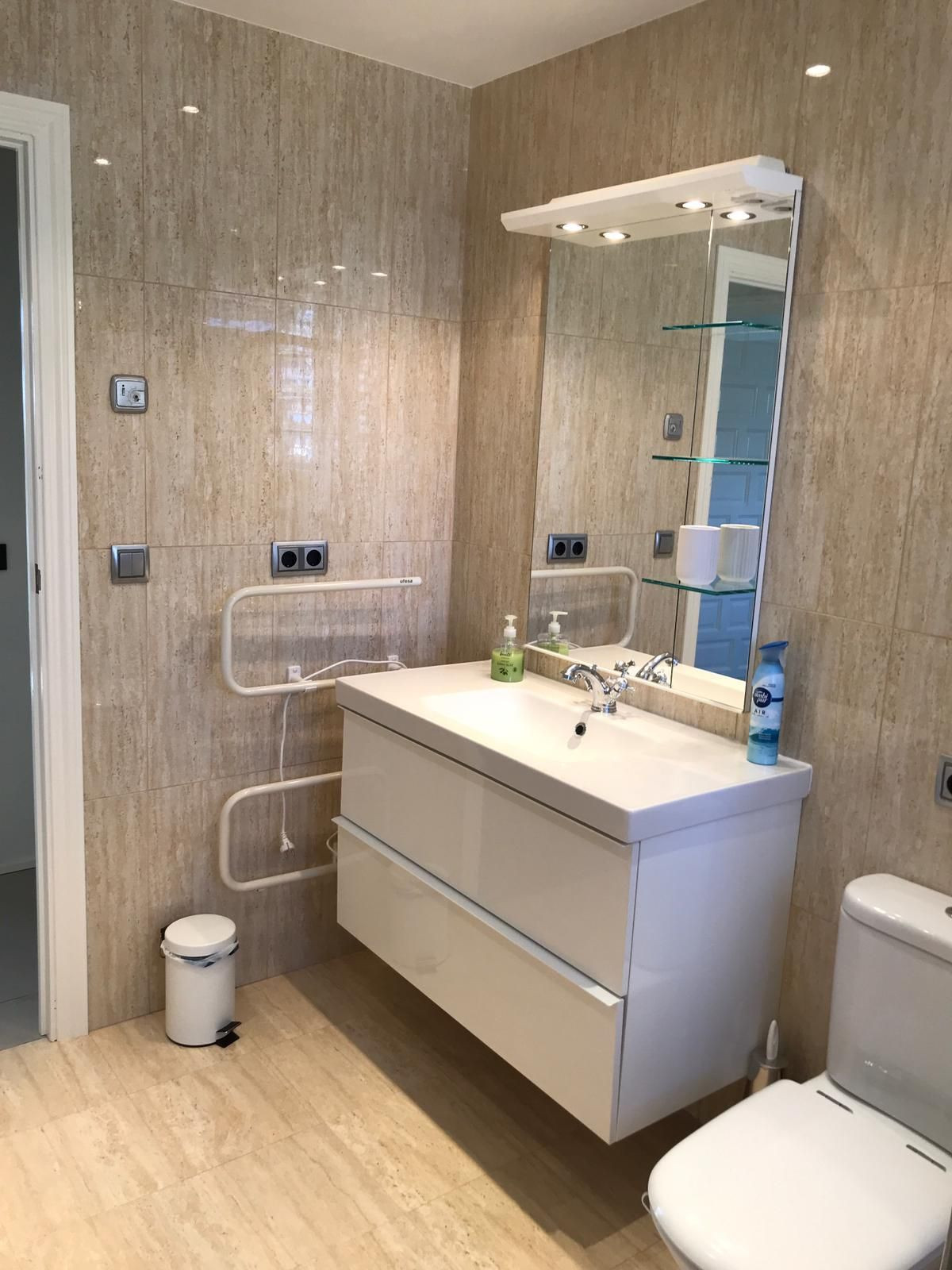 4 Bed Townhouse for sale in Sierrezuela Costa Del Sol, Málaga, Spain