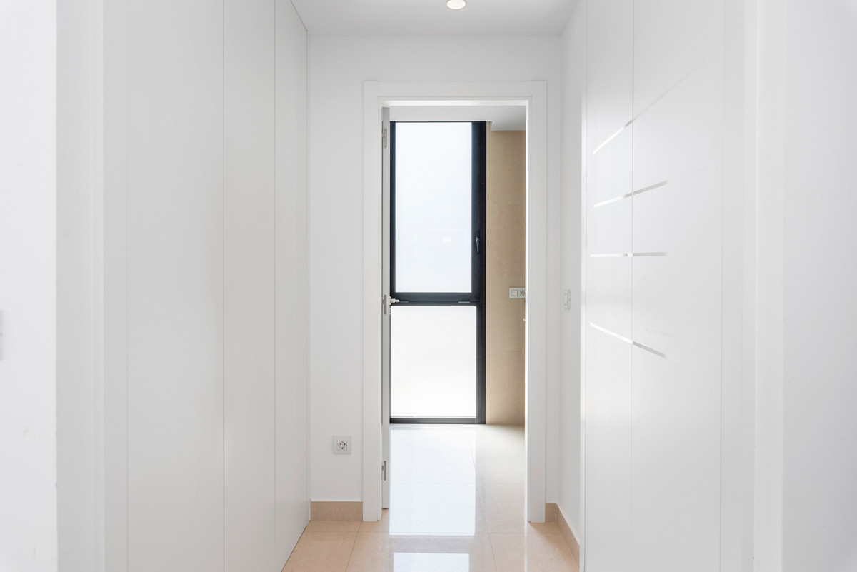 Se vende Villa - Chalet de 4 dormitorios en Costa Blanca, Alicante, España