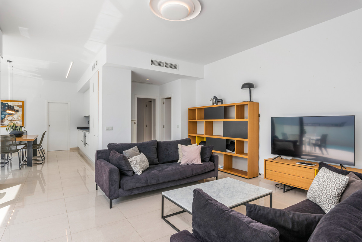 Se vende Villa - Chalet de 4 dormitorios en Costa Blanca, Alicante, España