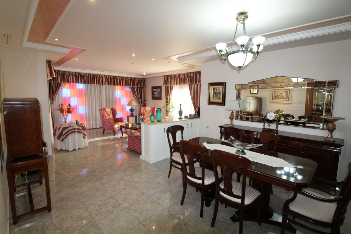 7 Bed Townhouse for sale in Valverde Costa Blanca, Alicante, Spain