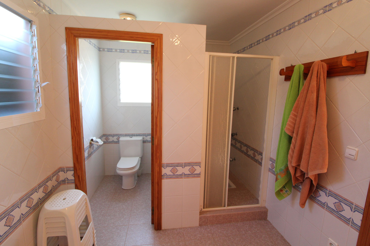 7 Bed Townhouse for sale in Valverde Costa Blanca, Alicante, Spain