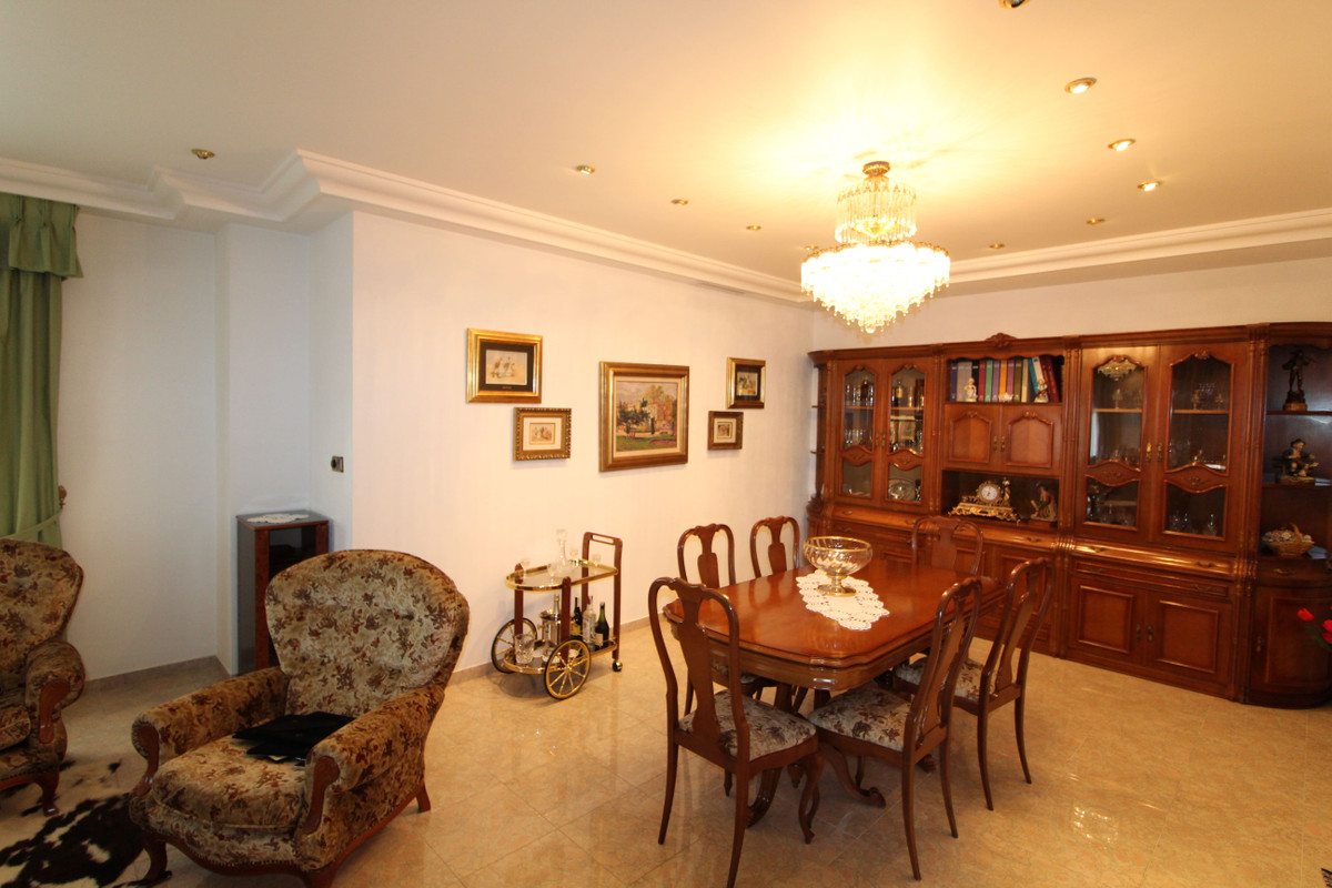 7 Bed Townhouse for sale in Valverde Costa Blanca, Alicante, Spain