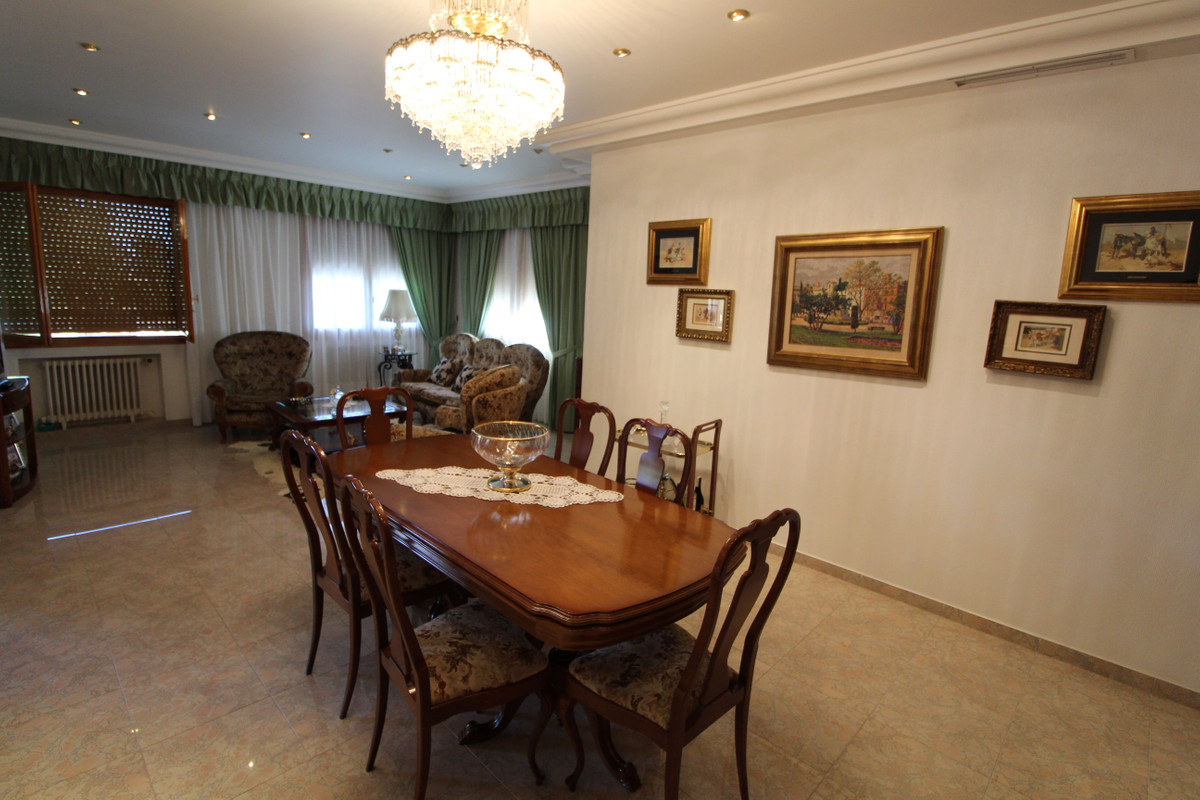 7 Bed Townhouse for sale in Valverde Costa Blanca, Alicante, Spain