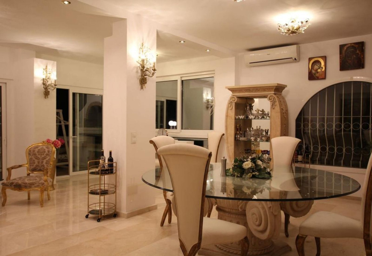 10 Bed Townhouse for sale in Riviera Del Sol Costa Del Sol, Málaga, Spain