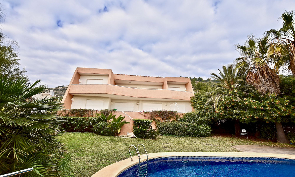 6 Bed Townhouse for sale in Javea Costa Blanca, Alicante, Spain