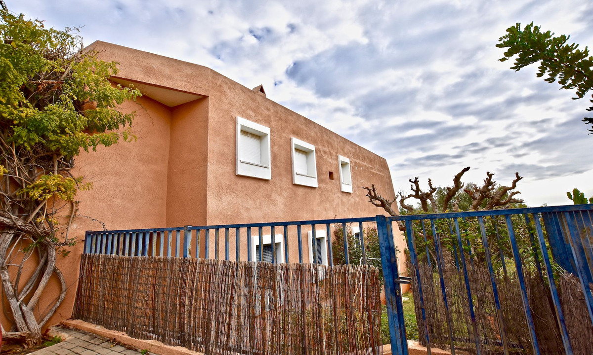 6 Bed Townhouse for sale in Javea Costa Blanca, Alicante, Spain