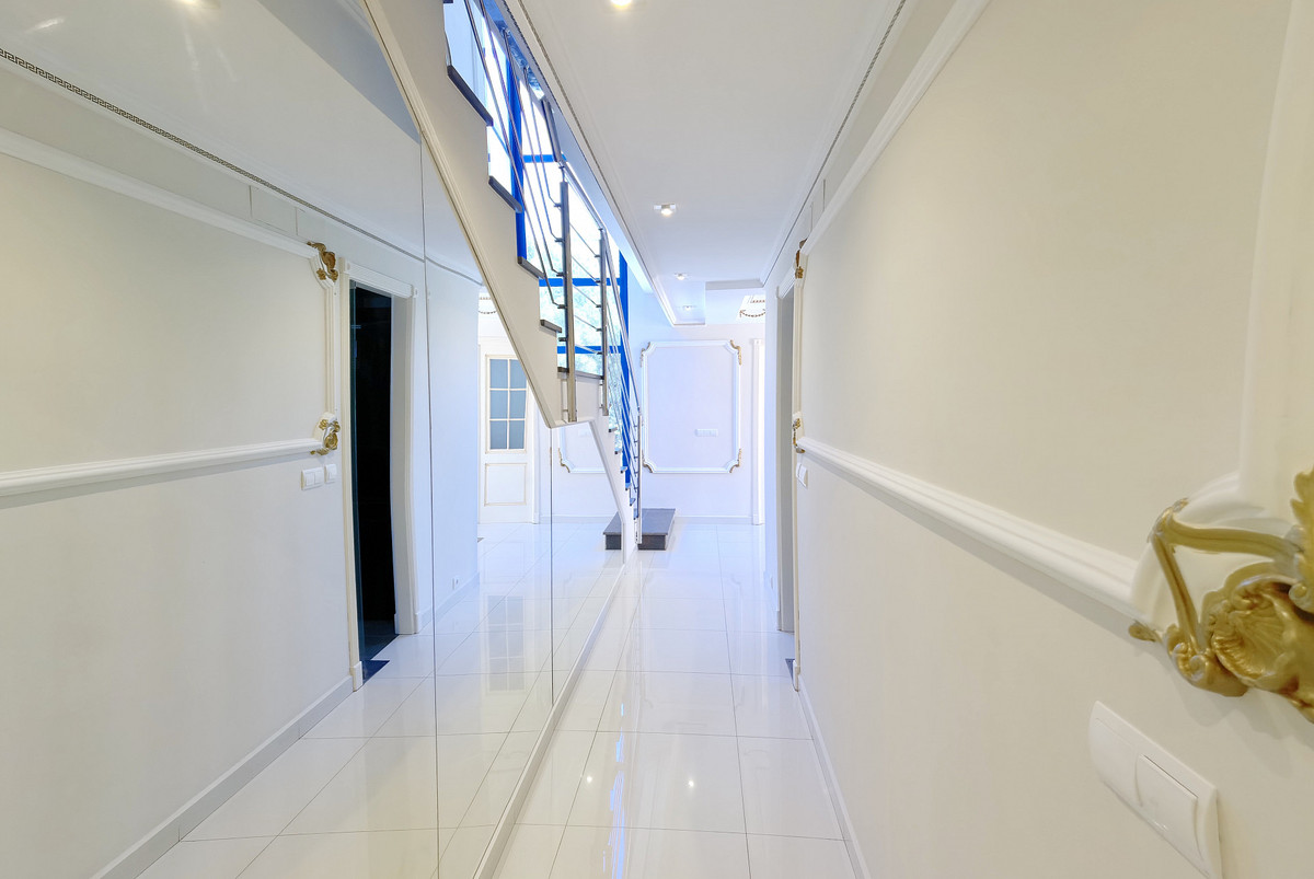 4 Bed Townhouse for sale in Altea Costa Blanca, Alicante, Spain