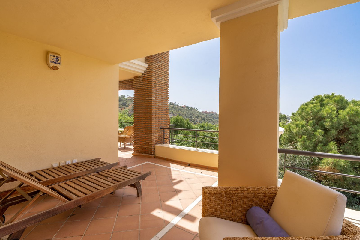 3 Bed Apartment for sale in Los Arqueros Costa Del Sol, Málaga, Spain