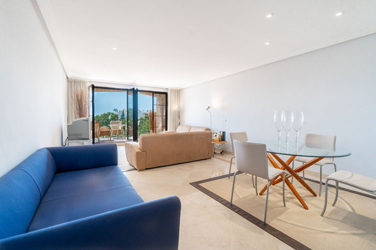 3 Bed Apartment for sale in Los Arqueros Costa Del Sol, Málaga, Spain