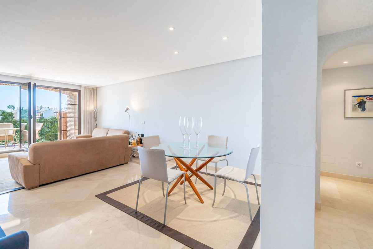 3 Bed Apartment for sale in Los Arqueros Costa Del Sol, Málaga, Spain