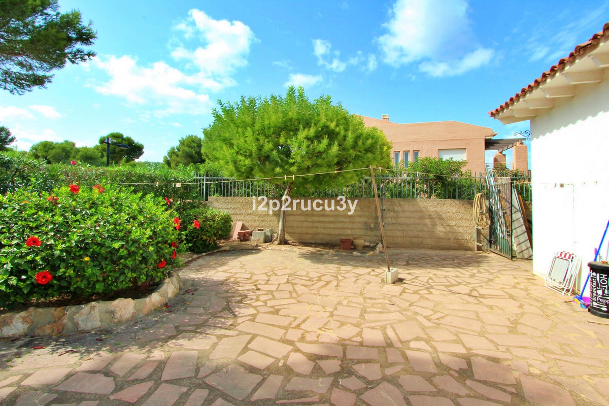 Se vende Villa - Chalet de 9 dormitorios en Costa Blanca, Alicante, España