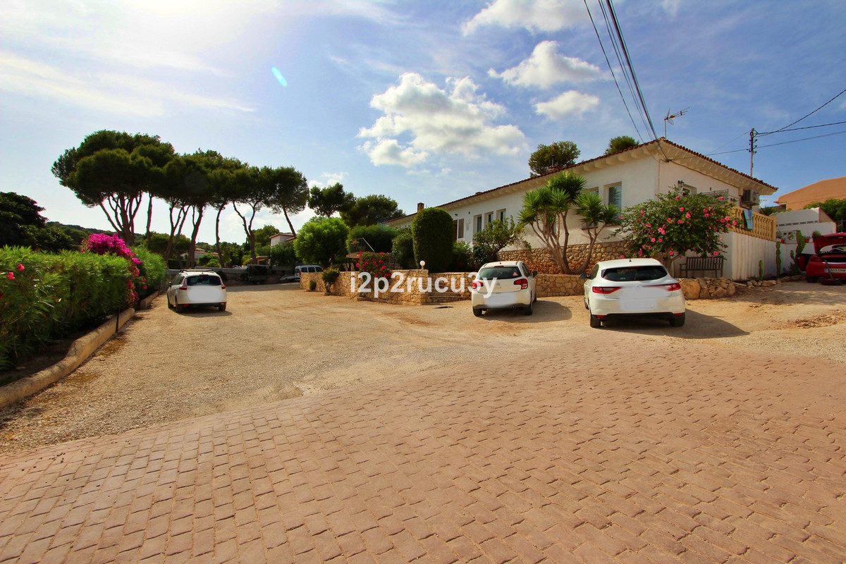 Se vende Villa - Chalet de 9 dormitorios en Costa Blanca, Alicante, España