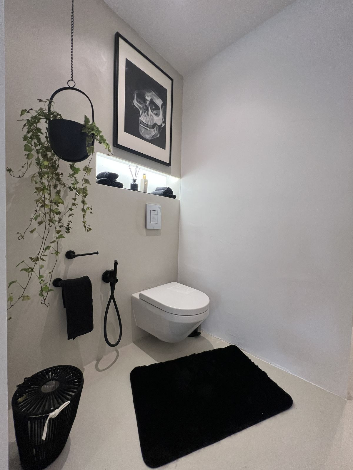 3 Bed Apartment for sale in Nueva Andalucía Costa Del Sol, Málaga, Spain