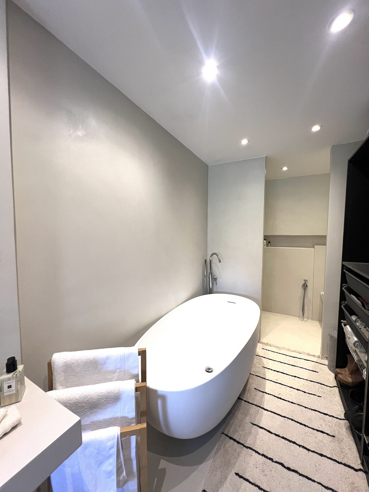 3 Bed Apartment for sale in Nueva Andalucía Costa Del Sol, Málaga, Spain
