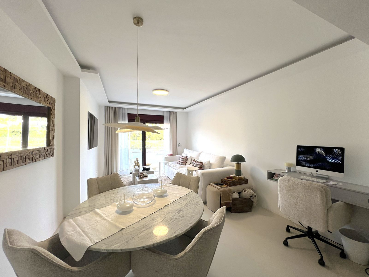 3 Bed Apartment for sale in Nueva Andalucía Costa Del Sol, Málaga, Spain