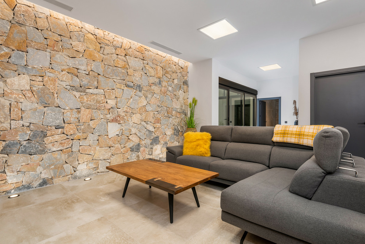 5 Bed Townhouse for sale in Ciudad Quesada Costa Blanca, Alicante, Spain