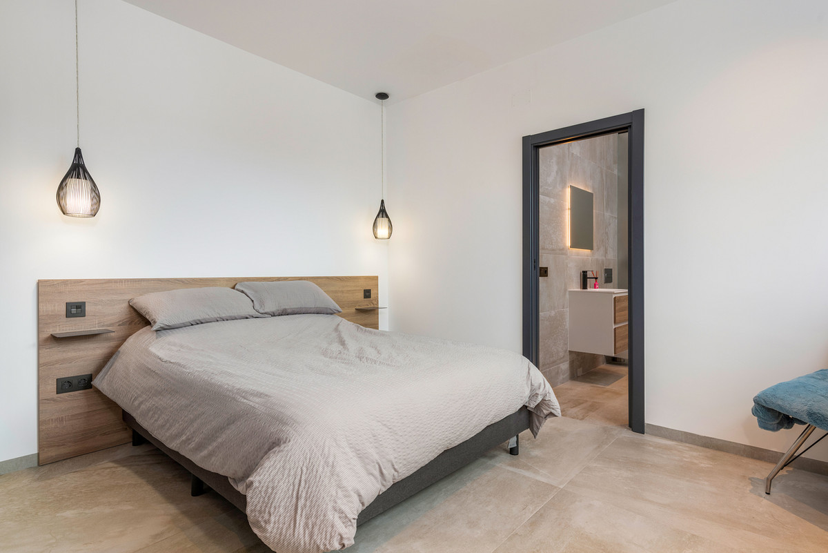 5 Bed Townhouse for sale in Ciudad Quesada Costa Blanca, Alicante, Spain