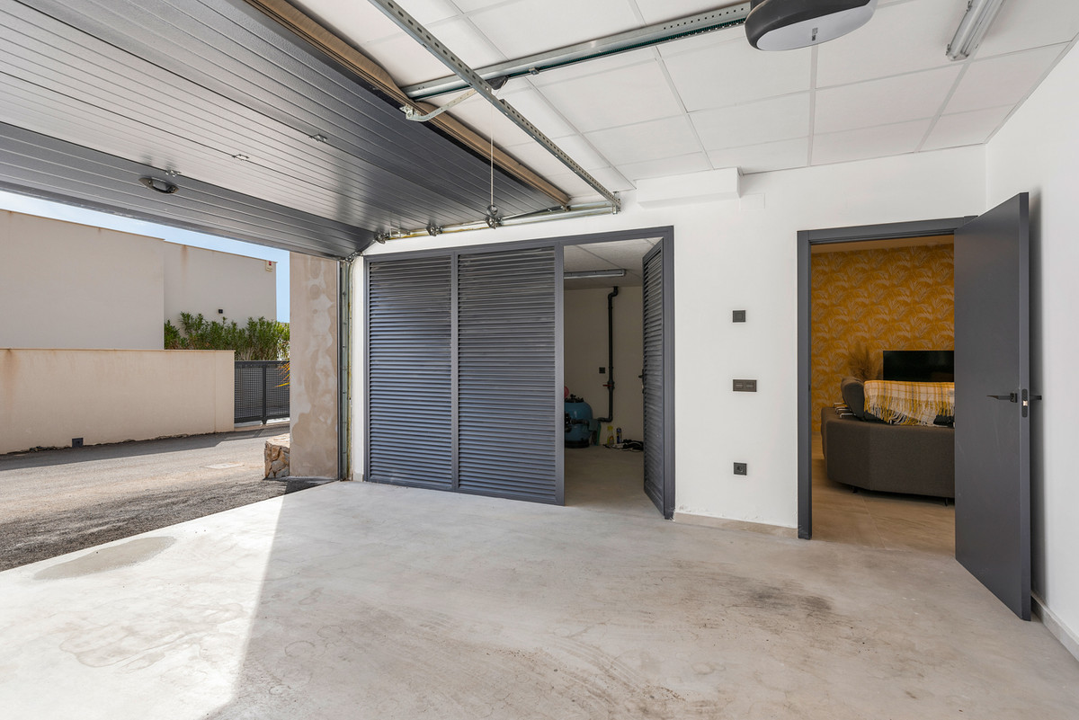 5 Bed Townhouse for sale in Ciudad Quesada Costa Blanca, Alicante, Spain