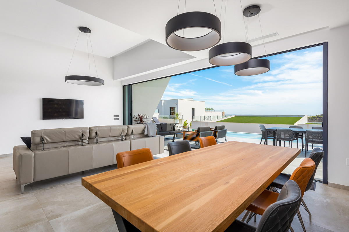 5 Bed Townhouse for sale in Ciudad Quesada Costa Blanca, Alicante, Spain