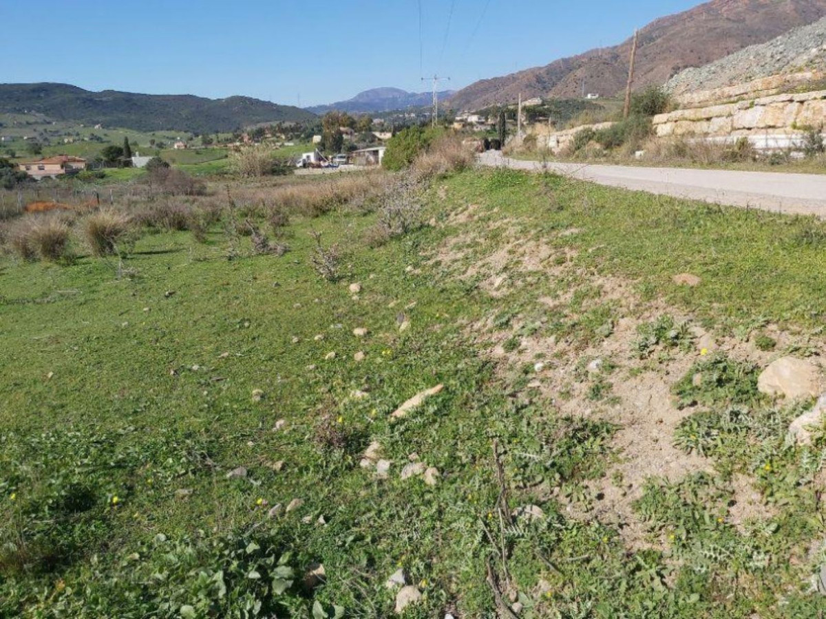 Se vende Terreno Rustico  en Costa Del Sol, Málaga, España