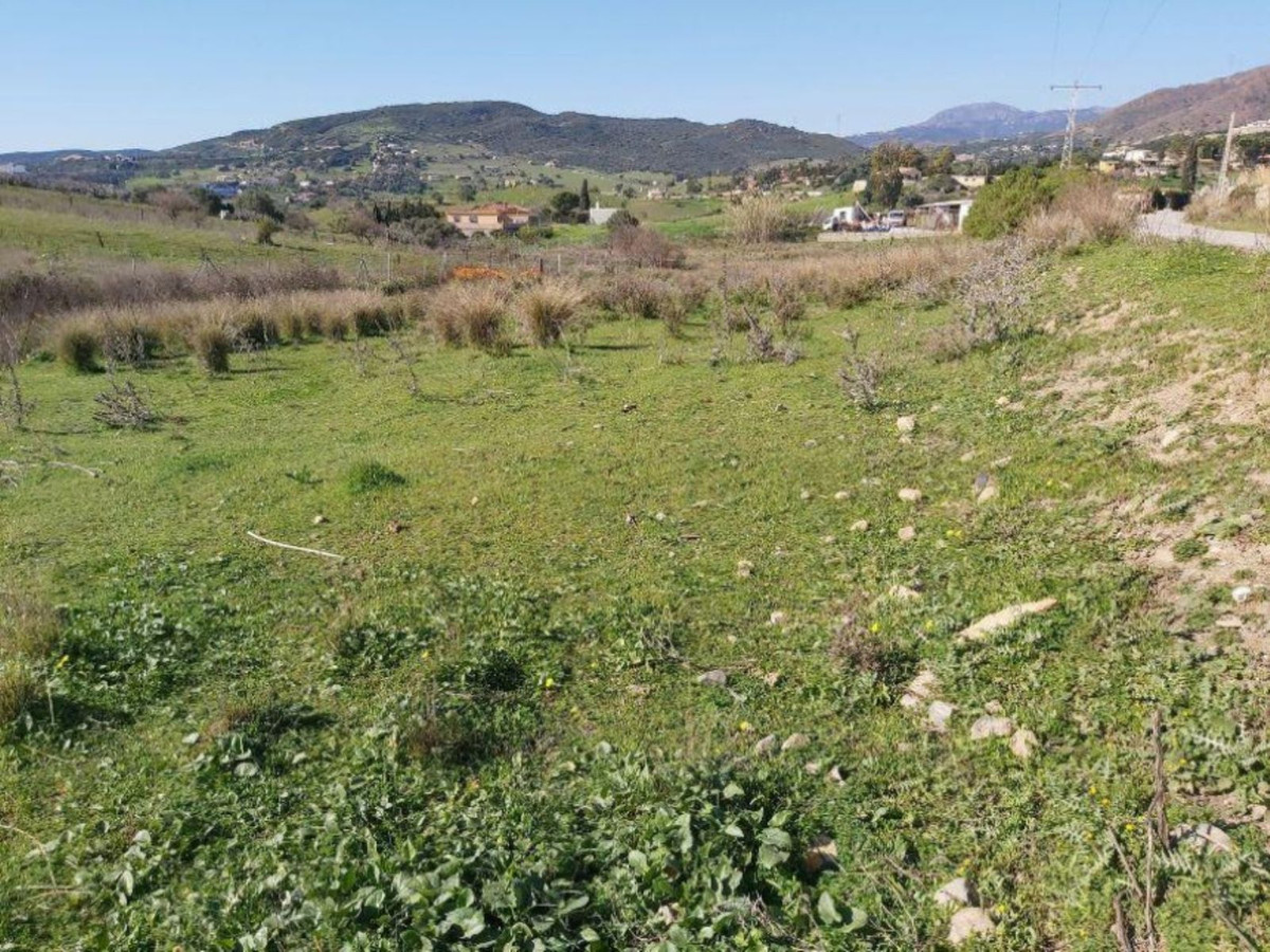 Se vende Terreno Rustico  en Costa Del Sol, Málaga, España