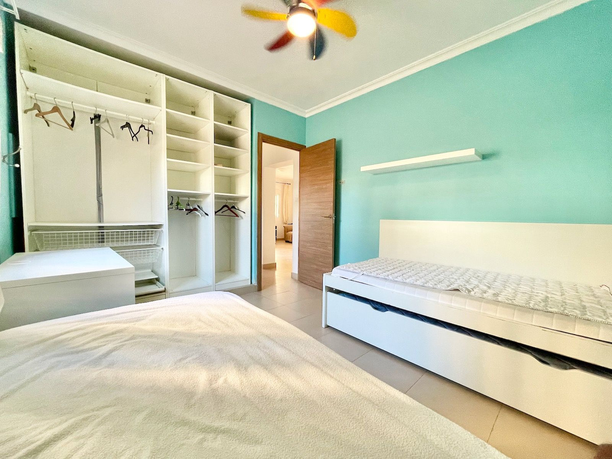 5 Bed Townhouse for sale in Fuengirola Costa Del Sol, Málaga, Spain