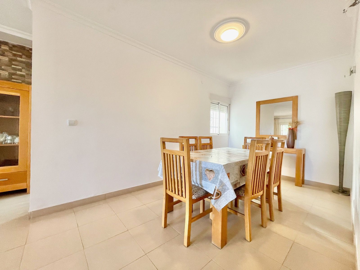 5 Bed Townhouse for sale in Fuengirola Costa Del Sol, Málaga, Spain